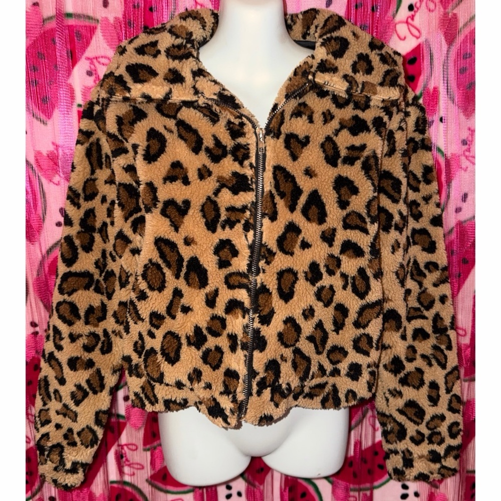 🤎 Leopard Print Teddy Jacket
